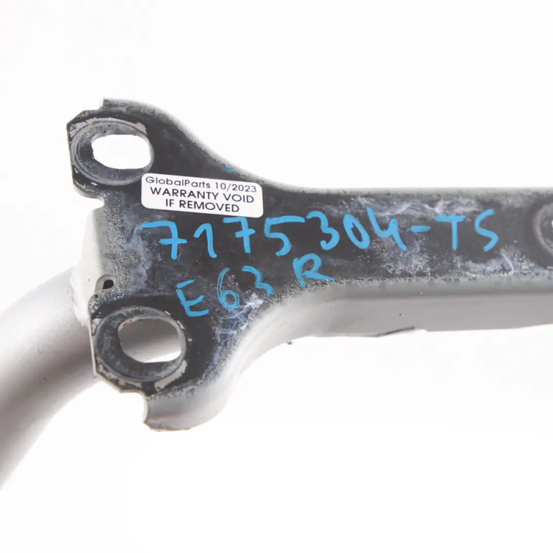 Zawias Klapy Bagażnika Tył Prawy Srebrny do BMW E63 o numerze 7175304 BMW E63 Zawias Klapy Bagażnika Tył Prawy Srebrny - SKU 7175304-TS - Numer Części 7175304