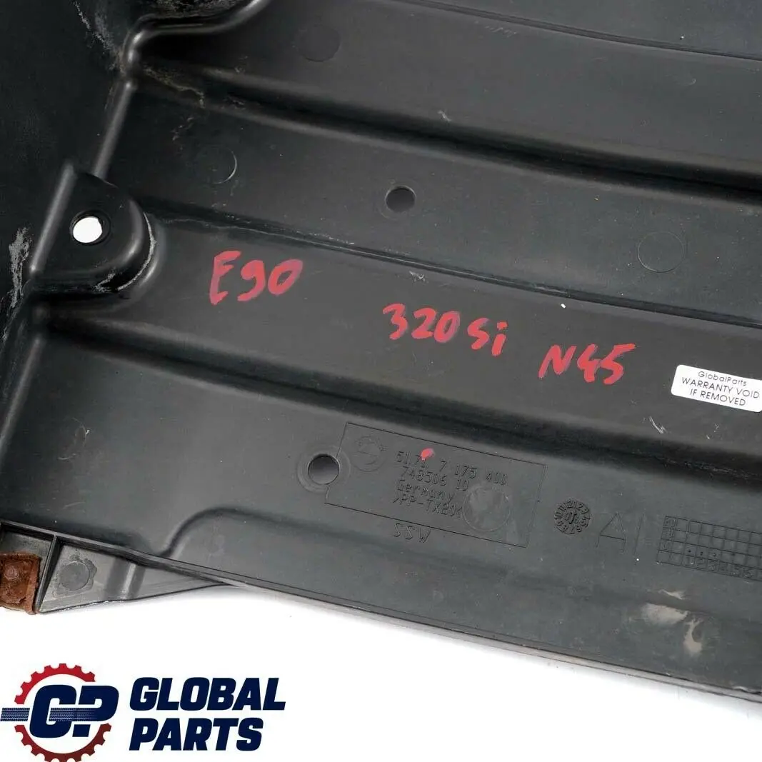 320si N45 Revestimiento Bajo Suelo Centro Motor Trasero para BMW E90 con número de pieza 7175400 BMW E90 320si N45 Revestimiento Bajo Suelo Centro Motor Trasero - SKU 7175400 - Número de pieza 7175400