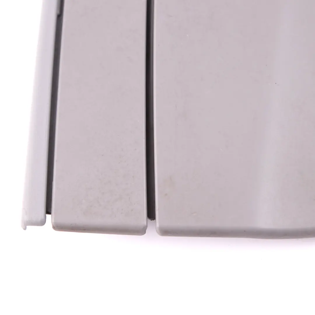 Gestangeausgang Clapet Revetement Capot Droite Gris pour BMW 3 E93 à propos du numéro de pièce 7175482 BMW 3 E93 Gestangeausgang Clapet Revetement Capot Droite Gris - SKU 7175482 - Numéro de pièce 7175482