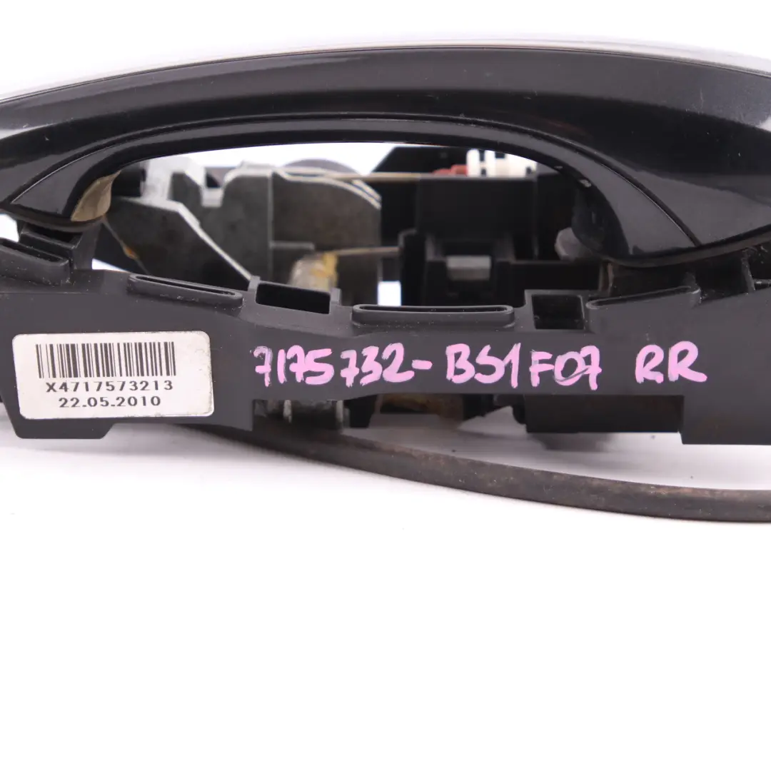 Door Handle BMW F07 GT F01 Rear Right O/S Grab Black Sapphire Metallic - 475 to with Part number 7175732 Door Handle BMW F07 GT F01 Rear Right O/S Grab Black Sapphire Metallic - 475 - SKU 7175732-BS1 - Part number 7175732