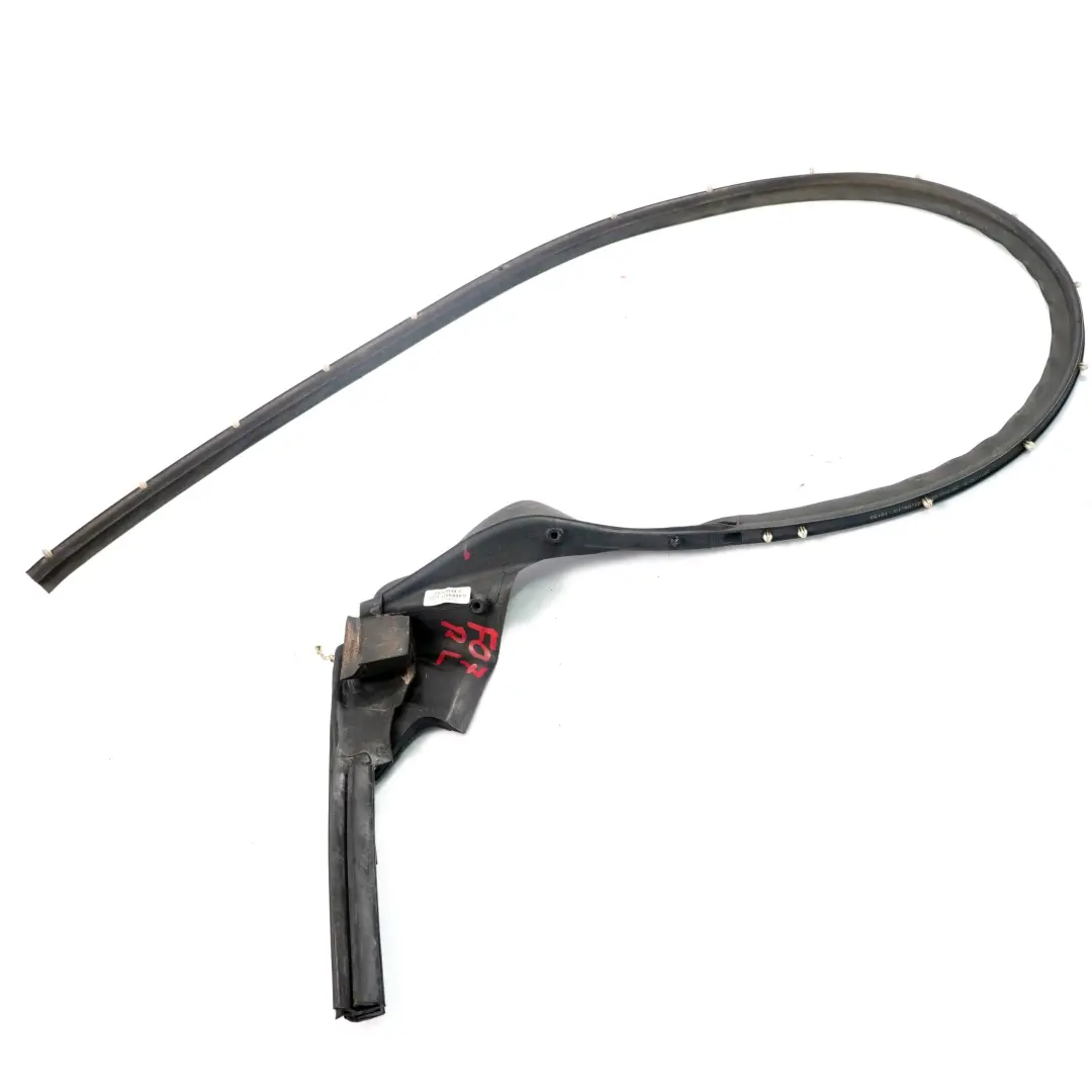 Junta De canalBMW F07 Puerta Trasera Izquierda Tira De junta exterior para con número de pieza 7176777 Junta De canalBMW F07 Puerta Trasera Izquierda Tira De junta exterior - SKU 7176777 - Número de pieza 7176777