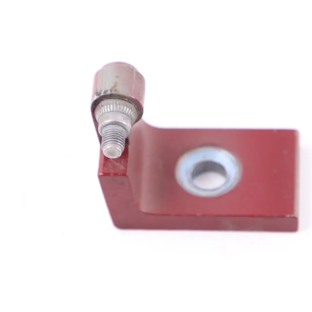Przedni Lewy Dolny Zawias Czerwony Metaliczny A82 do BMW E60 E61 E70 F25 o numerze 7176849 BMW E60 E61 E70 F25 Przedni Lewy Dolny Zawias Czerwony Metaliczny A82 - SKU 7176849-VER - Numer Części 7176849