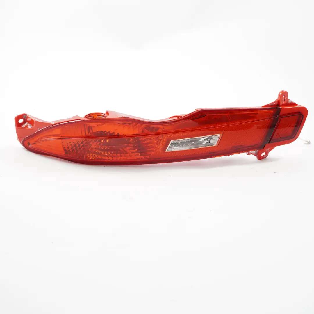 Luz Trasera Luz Trasera Derecha para BMW E63 E64 LCI con número de pieza 7177076 BMW E63 E64 LCI Luz Trasera Luz Trasera Derecha - SKU 7177076 - Número de pieza 7177076