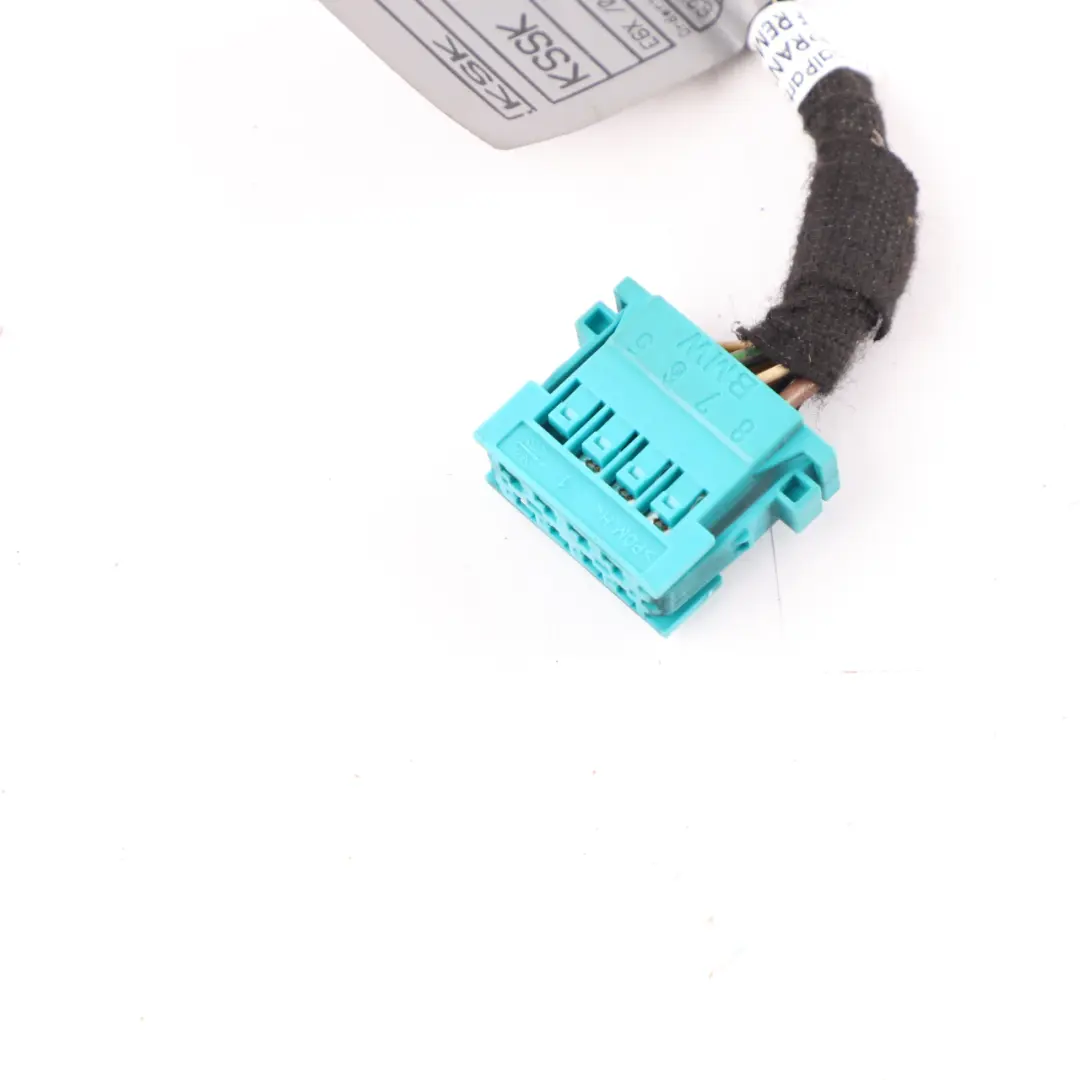 Socket BMW E60 LCI Rear Left N/S Tail Light Lamp Wiring 7505477 to Plug with Part number 7177281 Plug Socket BMW E60 LCI Rear Left N/S Tail Light Lamp Wiring 7505477 - SKU 7177281-5 - Part number 7177281