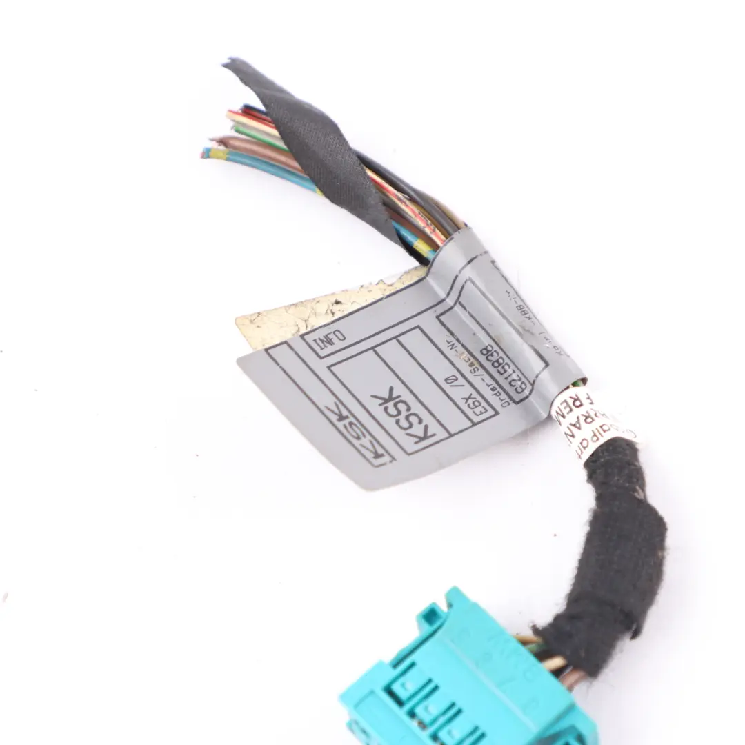 Socket BMW E60 LCI Rear Left N/S Tail Light Lamp Wiring 7505477 to Plug with Part number 7177281 Plug Socket BMW E60 LCI Rear Left N/S Tail Light Lamp Wiring 7505477 - SKU 7177281-5 - Part number 7177281