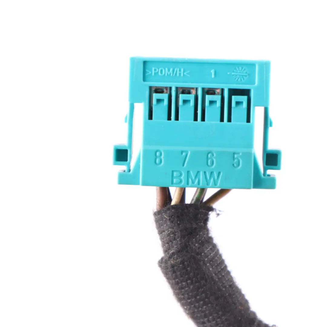 Socket BMW E60 LCI Rear Left N/S Tail Light Lamp Wiring 7505477 to Plug with Part number 7177281 Plug Socket BMW E60 LCI Rear Left N/S Tail Light Lamp Wiring 7505477 - SKU 7177281-5 - Part number 7177281