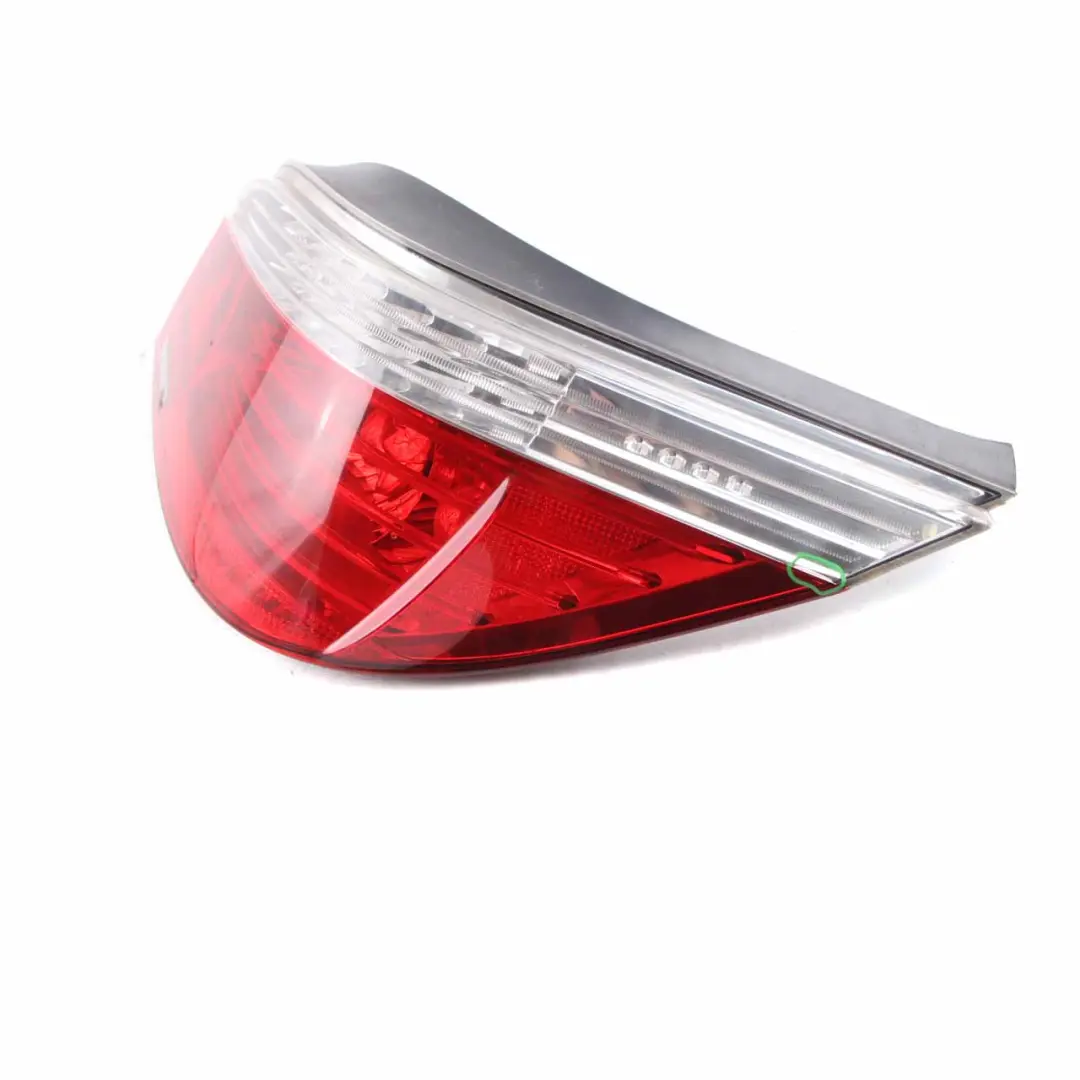 BMW Série 5 E60 LCI Feu Arrière Blanc Indicateur Direction Droit - SKU 7177282-1 - Numéro de pièce 7177282