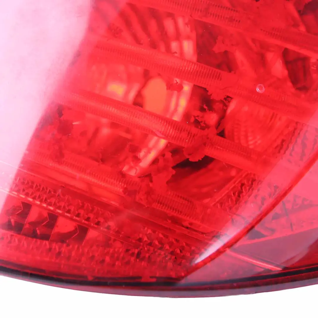 Right O/S Tail Light Lamp White Turn Indicator to BMW E60 LCI Saloon Rear with Part number 7177282 BMW E60 LCI Saloon Rear Right O/S Tail Light Lamp White Turn Indicator - SKU 7177282-3 - Part number 7177282