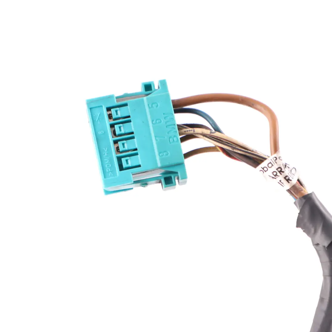 Socket BMW E60 LCI Rear Right O/S Tail Light Lamp Wiring 7505477 to Plug with Part number 7177282 Plug Socket BMW E60 LCI Rear Right O/S Tail Light Lamp Wiring 7505477 - SKU 7177282-5 - Part number 7177282