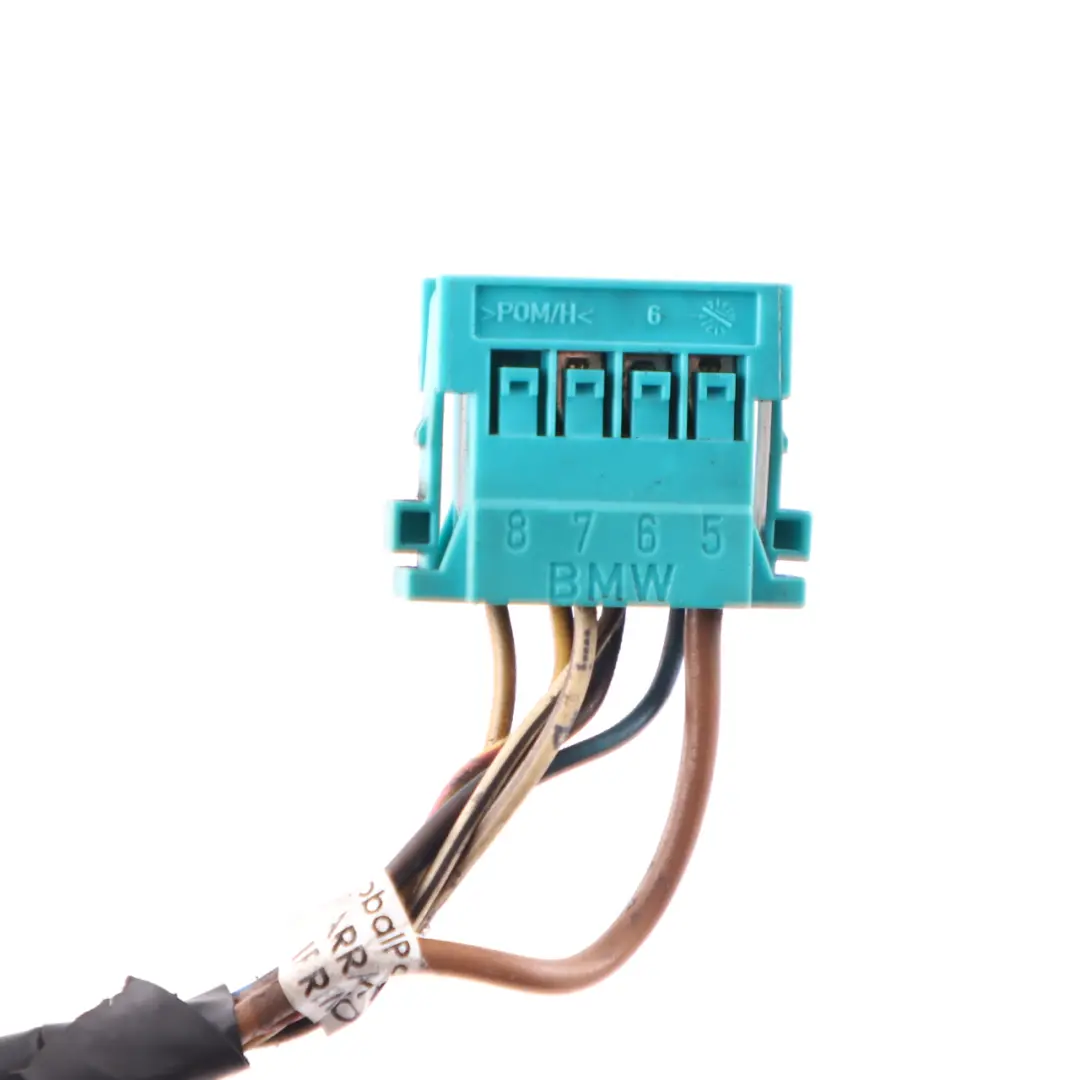 Socket BMW E60 LCI Rear Right O/S Tail Light Lamp Wiring 7505477 to Plug with Part number 7177282 Plug Socket BMW E60 LCI Rear Right O/S Tail Light Lamp Wiring 7505477 - SKU 7177282-5 - Part number 7177282