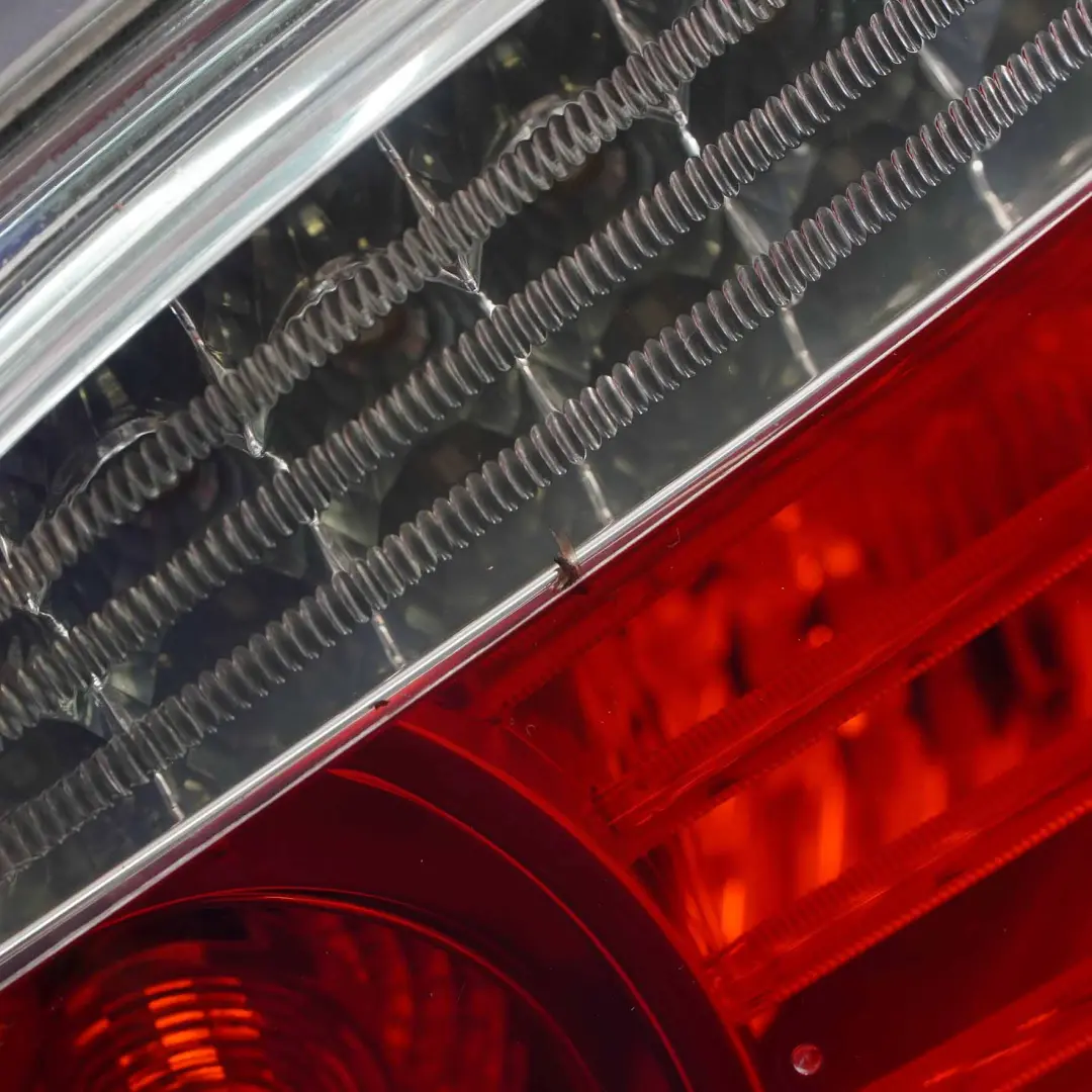 BMW E60 LCI Rücklicht Rück Leuchte Weiß Blinker Rechts - SKU 7177282 - Teilenummer 7177282