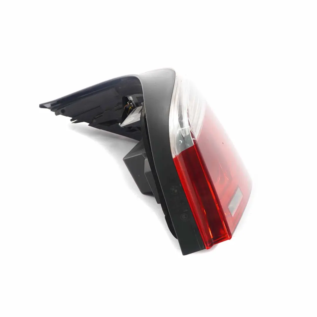 Tail Light Rear Lamp White Turn Indicator Right O/S to BMW E60 LCI with Part number 7177282 BMW E60 LCI Tail Light Rear Lamp White Turn Indicator Right O/S - SKU 7177282 - Part number 7177282