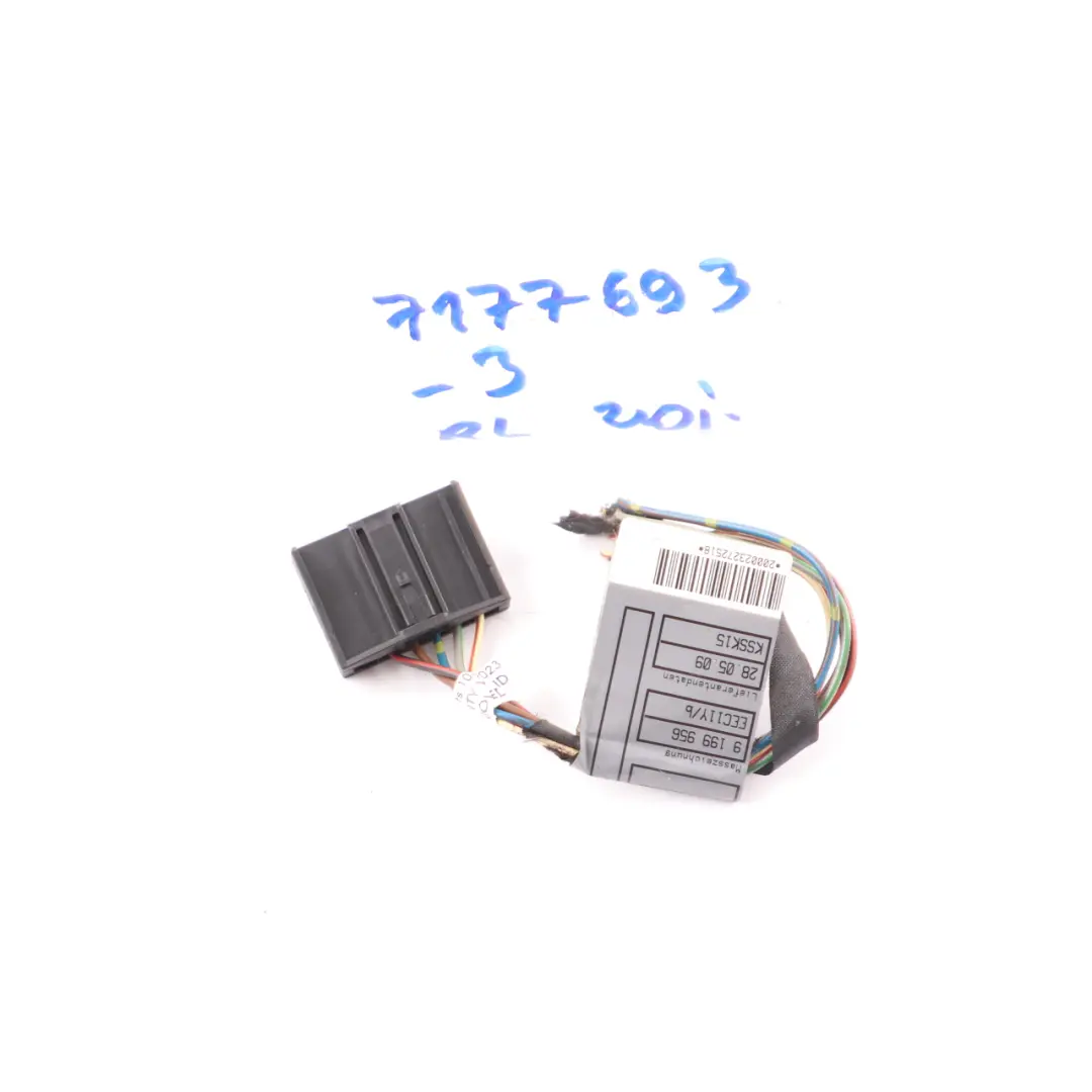 Presa Posteriore Sinistra Lampada Pannello Laterale 6984754 per BMW E61 LCI con numero di parte 7177693 BMW E61 LCI Presa Posteriore Sinistra Lampada Pannello Laterale 6984754 - SKU 7177693-3 - Numero di parte 7177693