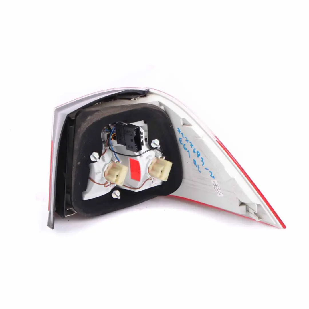 BMW E61 LCI Luz Trasera Touring Izquierda En Panel Lateral - SKU 7177693 - Número de pieza 7177693