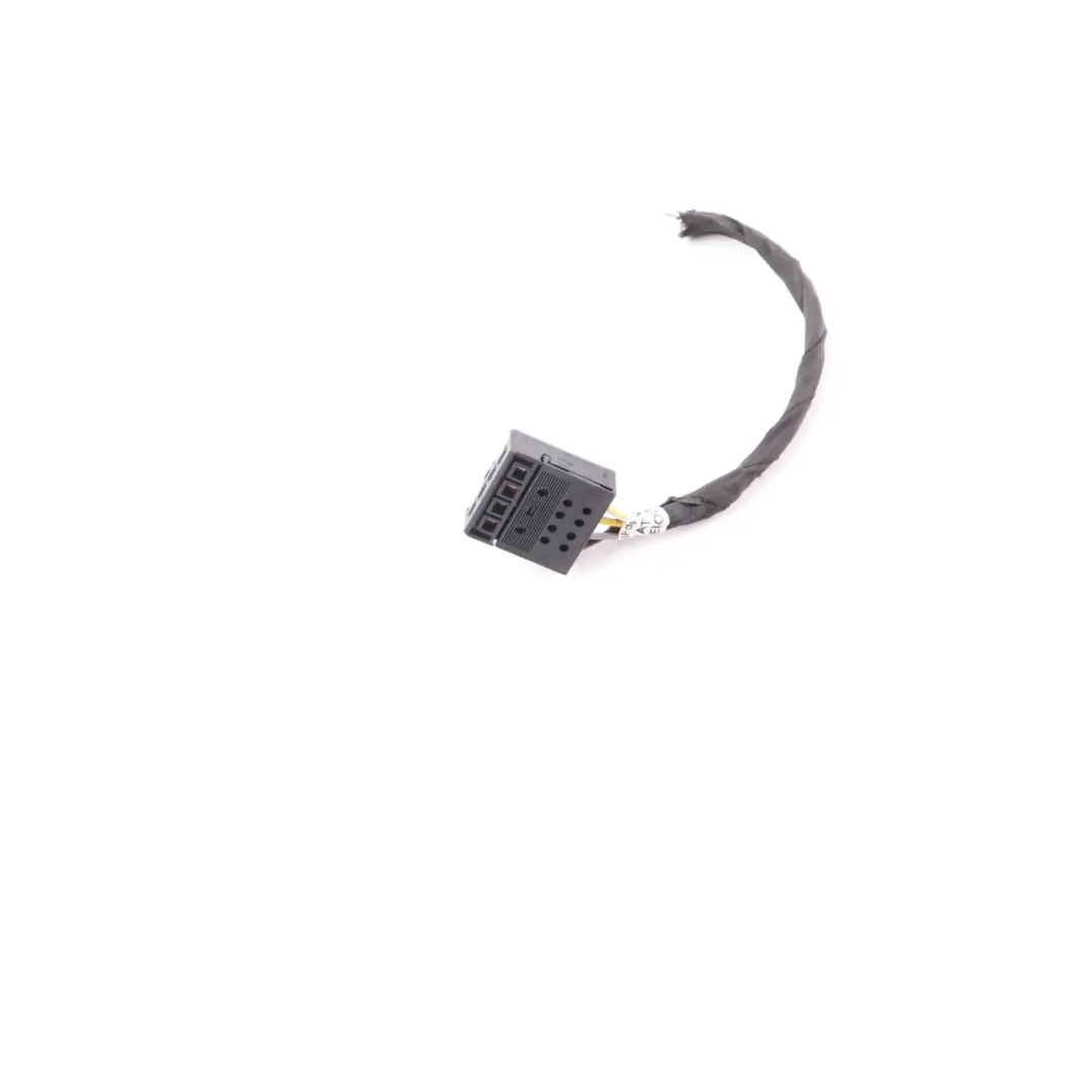 Socket BMW E61 LCI Rear Lamp Touring Left N/S Trunk Lid Wiring 6984746 to Plug with Part number 7177697 Plug Socket BMW E61 LCI Rear Lamp Touring Left N/S Trunk Lid Wiring 6984746 - SKU 7177697-3 - Part number 7177697