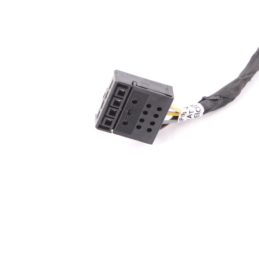 Socket BMW E61 LCI Rear Lamp Touring Left N/S Trunk Lid Wiring 6984746 to Plug with Part number 7177697 Plug Socket BMW E61 LCI Rear Lamp Touring Left N/S Trunk Lid Wiring 6984746 - SKU 7177697-3 - Part number 7177697
