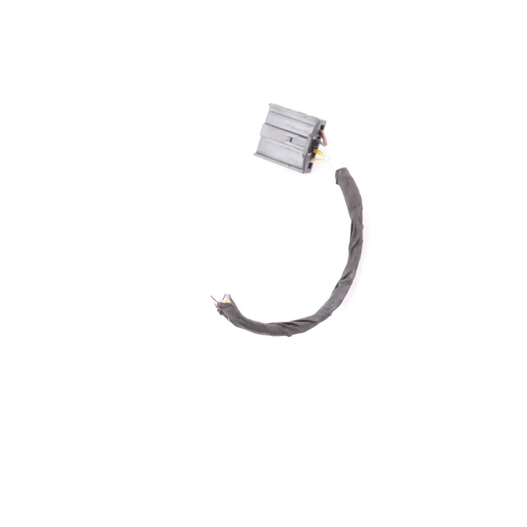Plug Socket BMW E61 LCI Rear Lamp Touring Left N/S Trunk Lid Wiring 6984746 - SKU 7177697-3 - Part number 7177697