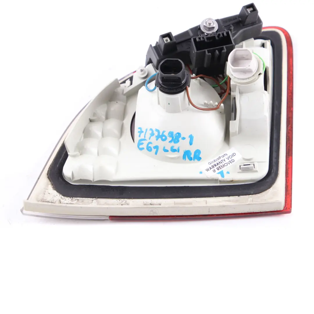 Luce posteriore destra del portellone del bagagliaio per BMW E61 LCI Touring con numero di parte 7177698 BMW E61 LCI Touring Luce posteriore destra del portellone del bagagliaio - SKU 7177698-1 - Numero di parte 7177698