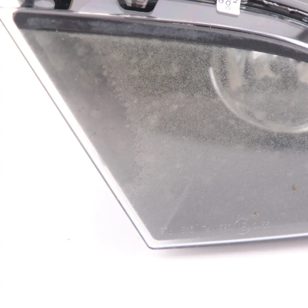 Lampa Przeciwmgielna Halogen Prawy do BMW E60 E61 o numerze 7177712 BMW E60 E61 Lampa Przeciwmgielna Halogen Prawy - SKU 7177712-1 - Numer Części 7177712