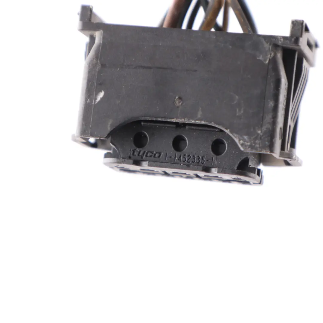 Projecteur Phare Droit Câble Prise Connecteur pour BMW E60 E61 LCI à propos du numéro de pièce 7177730 BMW E60 E61 LCI Projecteur Phare Droit Câble Prise Connecteur - SKU 7177730 - Numéro de pièce 7177730