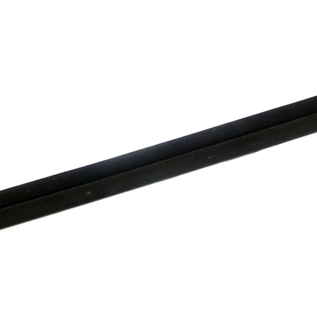 Burlete Interior Tira De Sello Puerta Ventana Delantera Izquierda para BMW F01 F02 con número de pieza 7178003 BMW F01 F02 Burlete Interior Tira De Sello Puerta Ventana Delantera Izquierda - SKU 7178003 - Número de pieza 7178003