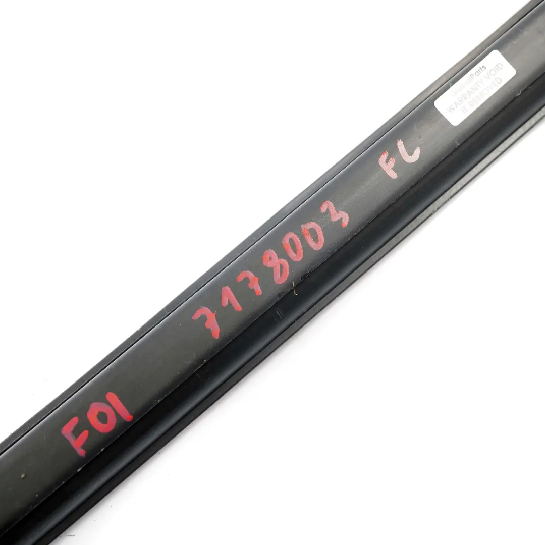 Joint d'etancheite interieur de la vitre de la porte avant gauche pour BMW F01 F02 à propos du numéro de pièce 7178003 BMW F01 F02 Joint d'etancheite interieur de la vitre de la porte avant gauche - SKU 7178003 - Numéro de pièce 7178003