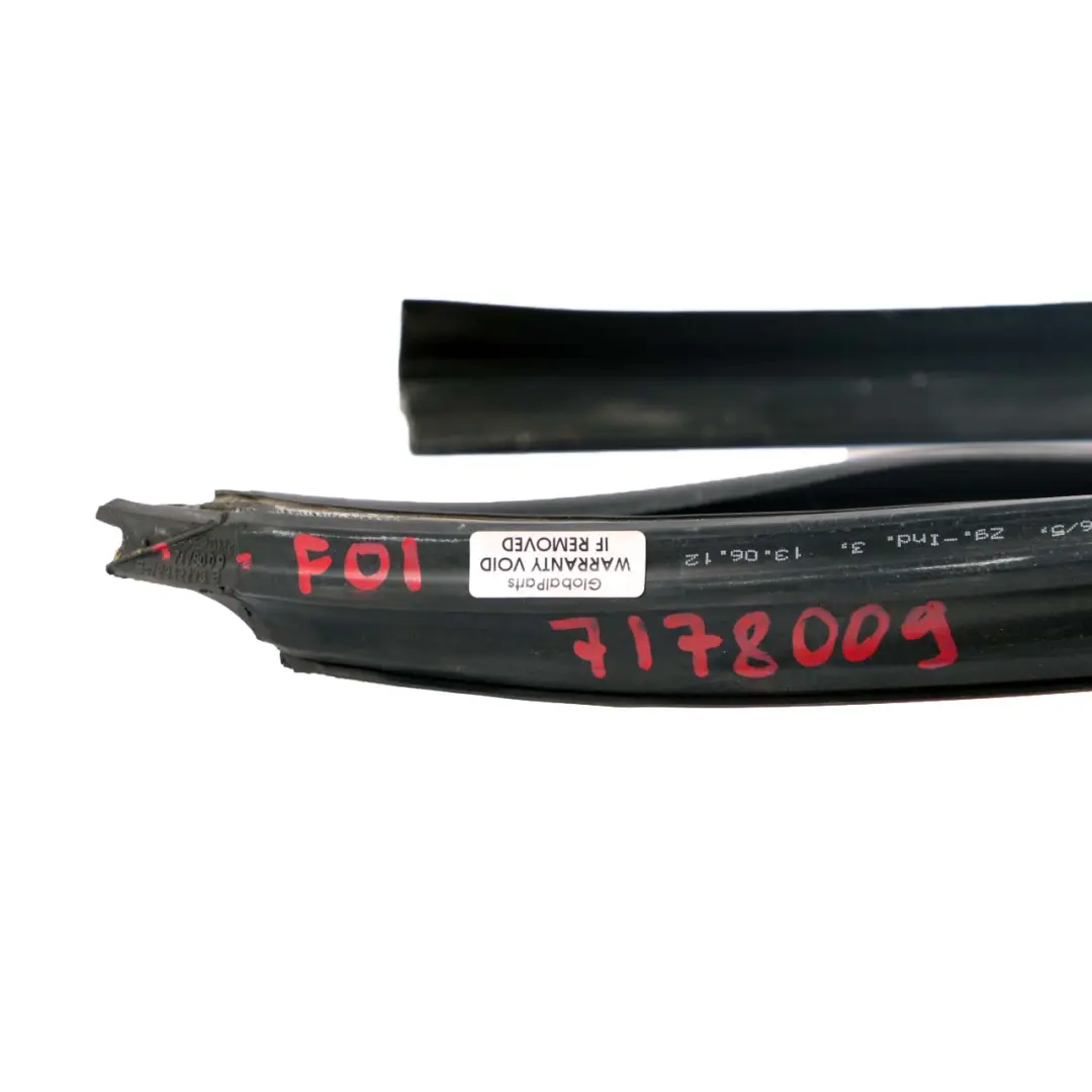 Guarnizione Guida Finestrino Anteriore Sinistro Porta per BMW F01 F02 F04 con numero di parte 7178009 BMW F01 F02 F04 Guarnizione Guida Finestrino Anteriore Sinistro Porta - SKU 7178009 - Numero di parte 7178009