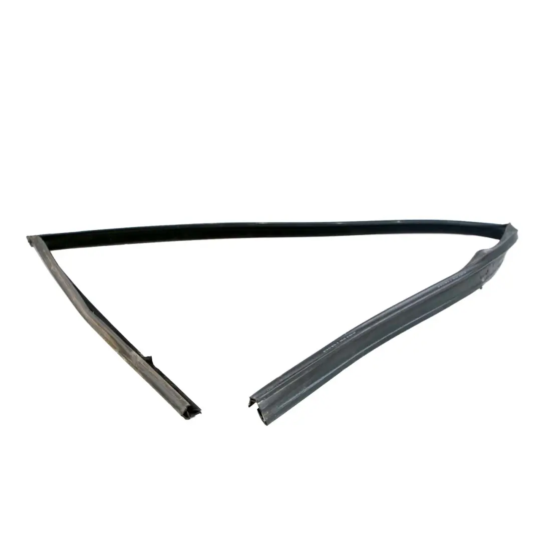 Uszczelka Szyby Drzwi Prawy Przód do BMW F01 F02 F04 o numerze 7178010 BMW F01 F02 F04 Uszczelka Szyby Drzwi Prawy Przód - SKU 7178010 - Numer Części 7178010