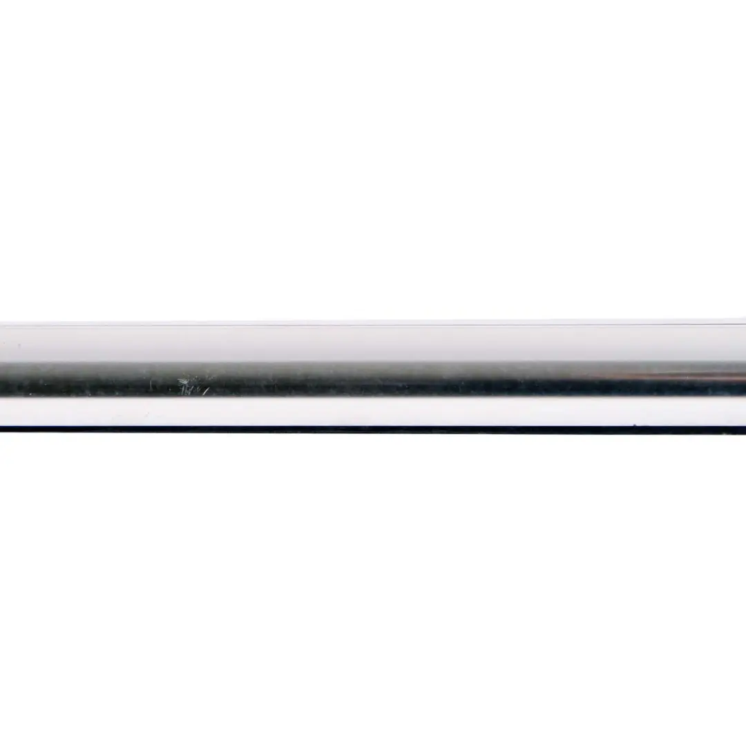 Tira burlete exterior ventana puerta trasera izquierda cromada para BMW F01 con número de pieza 7178013 BMW F01 Tira burlete exterior ventana puerta trasera izquierda cromada - SKU 7178013 - Número de pieza 7178013