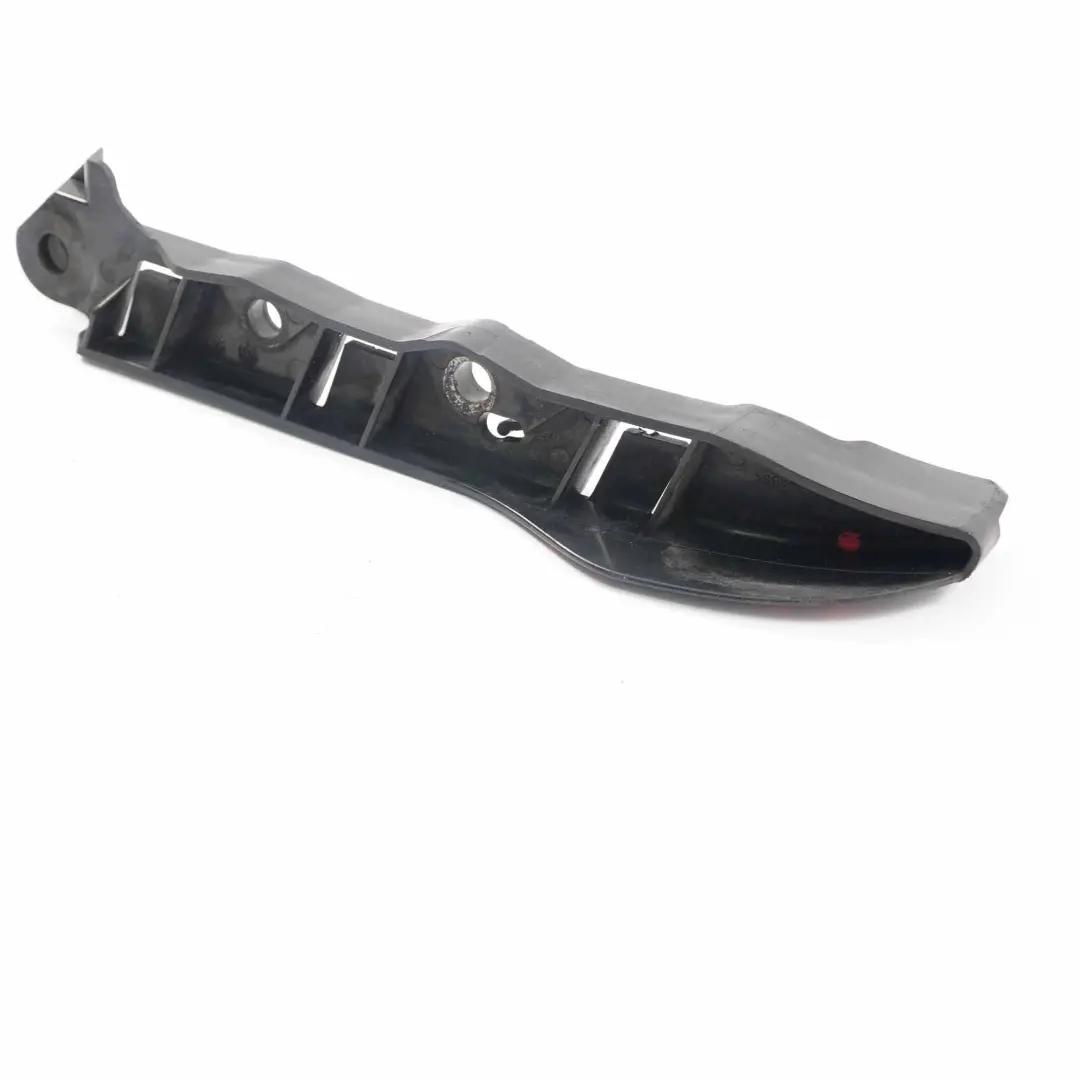 Ślizg Zderzaka Lewy Przód do BMW E60 E61 LCI o numerze 7178077 BMW E60 E61 LCI Ślizg Zderzaka Lewy Przód - SKU 7178077 - Numer Części 7178077