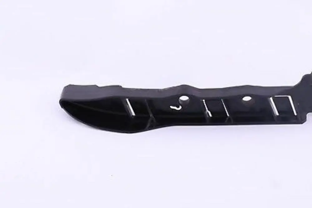 BMW E60 E61 LCI Front Side Panel Support Trim Holder Right O/S - SKU 7178078 - Part number 7178078