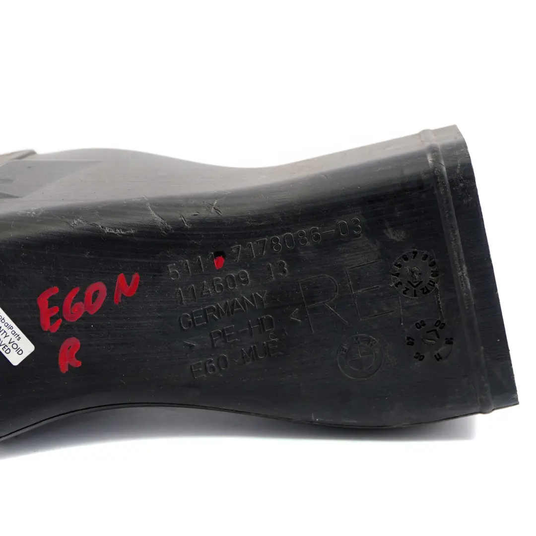 Kanał powietrza prawy przód do BMW E60 E61 o numerze 7178086 BMW E60 E61 Kanał powietrza prawy przód - SKU 7178086 - Numer Części 7178086