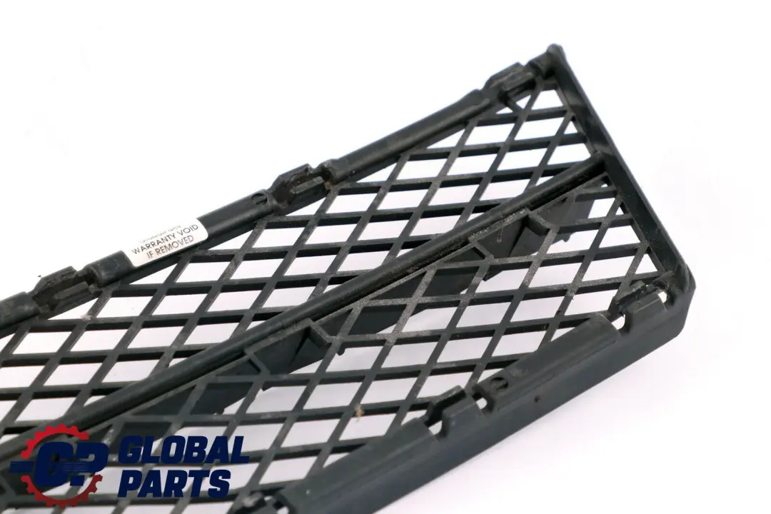 Front Bumper Lateral Centre Grill Grid to BMW 5 Series E60 E61 LCI with Part number 7178115 BMW 5 Series E60 E61 LCI Front Bumper Lateral Centre Grill Grid - SKU 7178115 - Part number 7178115