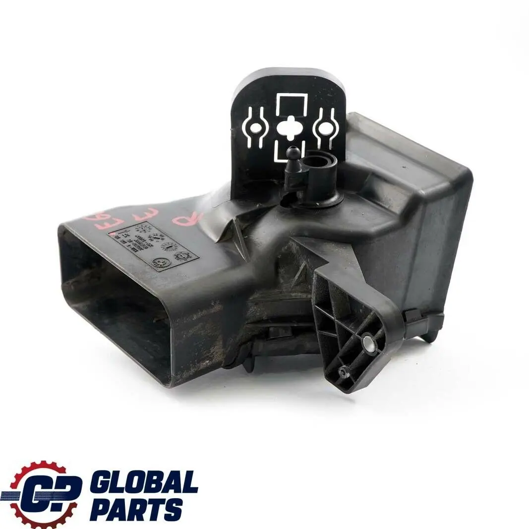 Aleta Frenos Aire Parachoques Delantero Izquierdo Derecho para BMW E60 E61 LCI con número de pieza 7178118 BMW E60 E61 LCI Aleta Frenos Aire Parachoques Delantero Izquierdo Derecho - SKU 7178118 - Número de pieza 7178118