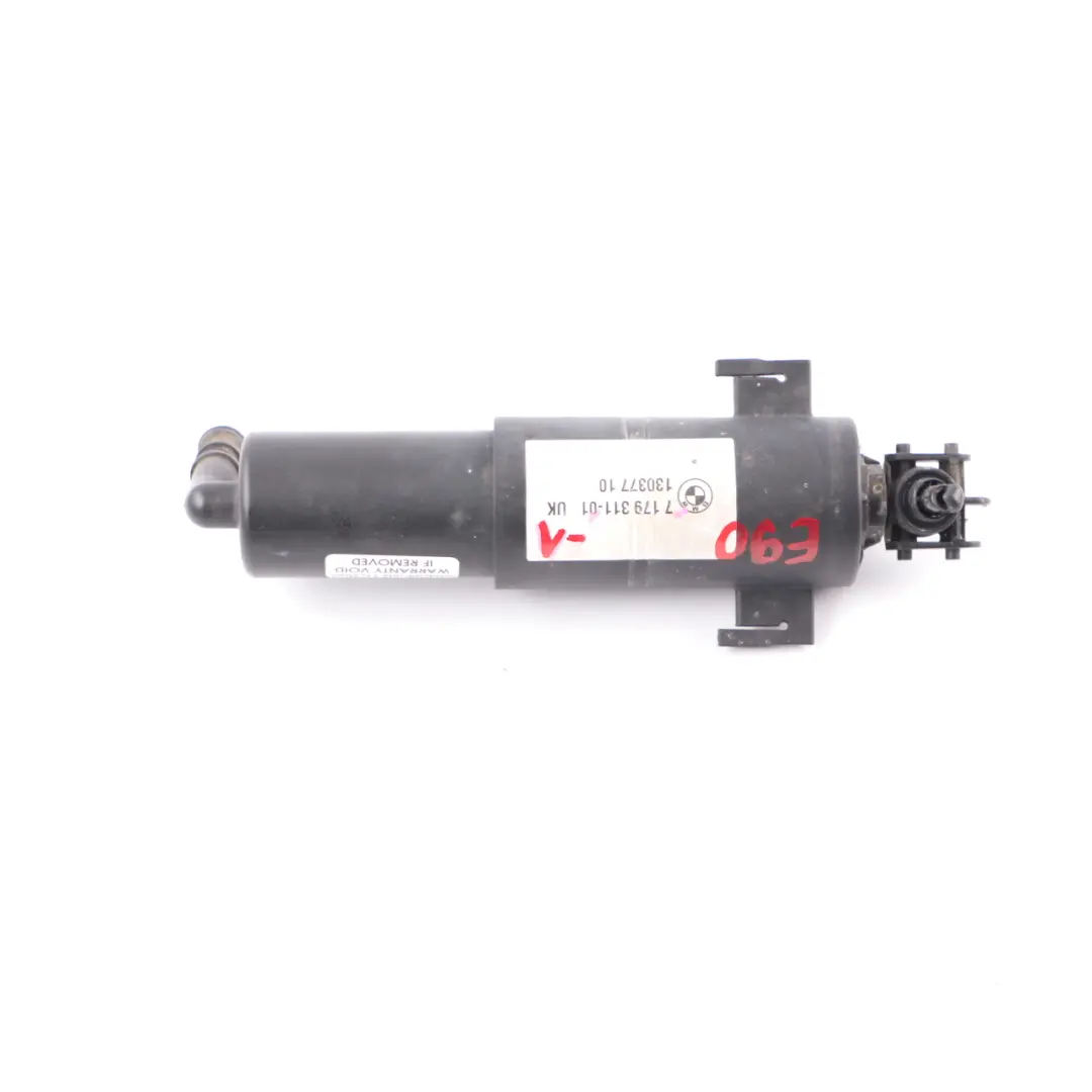 Headlight Washer BMW E90 E91 E92 E93 Headlamp Nozzle Cylinder Spray Jet to with Part number 7179311 Headlight Washer BMW E90 E91 E92 E93 Headlamp Nozzle Cylinder Spray Jet - SKU 7179311-1 - Part number 7179311