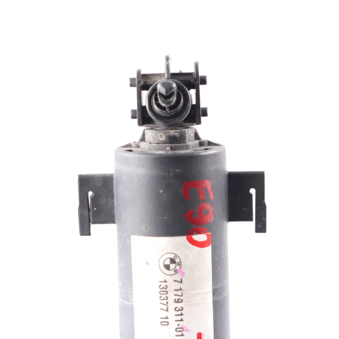 Headlight Washer BMW E90 E91 E92 E93 Headlamp Nozzle Cylinder Spray Jet to with Part number 7179311 Headlight Washer BMW E90 E91 E92 E93 Headlamp Nozzle Cylinder Spray Jet - SKU 7179311-1 - Part number 7179311