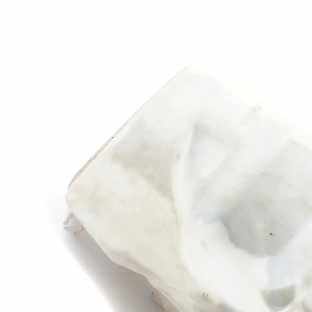 Réservoir lave-glace BMW E60 E63 E64 Réservoir de liquide de pare-brise pour à propos du numéro de pièce 7144396 Réservoir lave-glace BMW E60 E63 E64 Réservoir de liquide de pare-brise - SKU 7179453 - Numéro de pièce 7144396