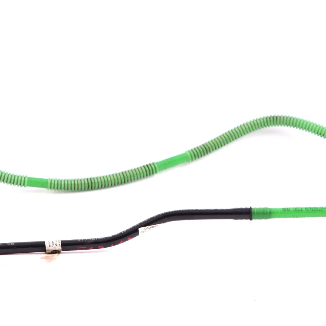 M57N2 Fuel Tank Breather Valve Line Hose Pipe to BMW 6 E63 E64 LCI 635d with Part number 7180920 BMW 6 E63 E64 LCI 635d M57N2 Fuel Tank Breather Valve Line Hose Pipe - SKU 7180920 - Part number 7180920