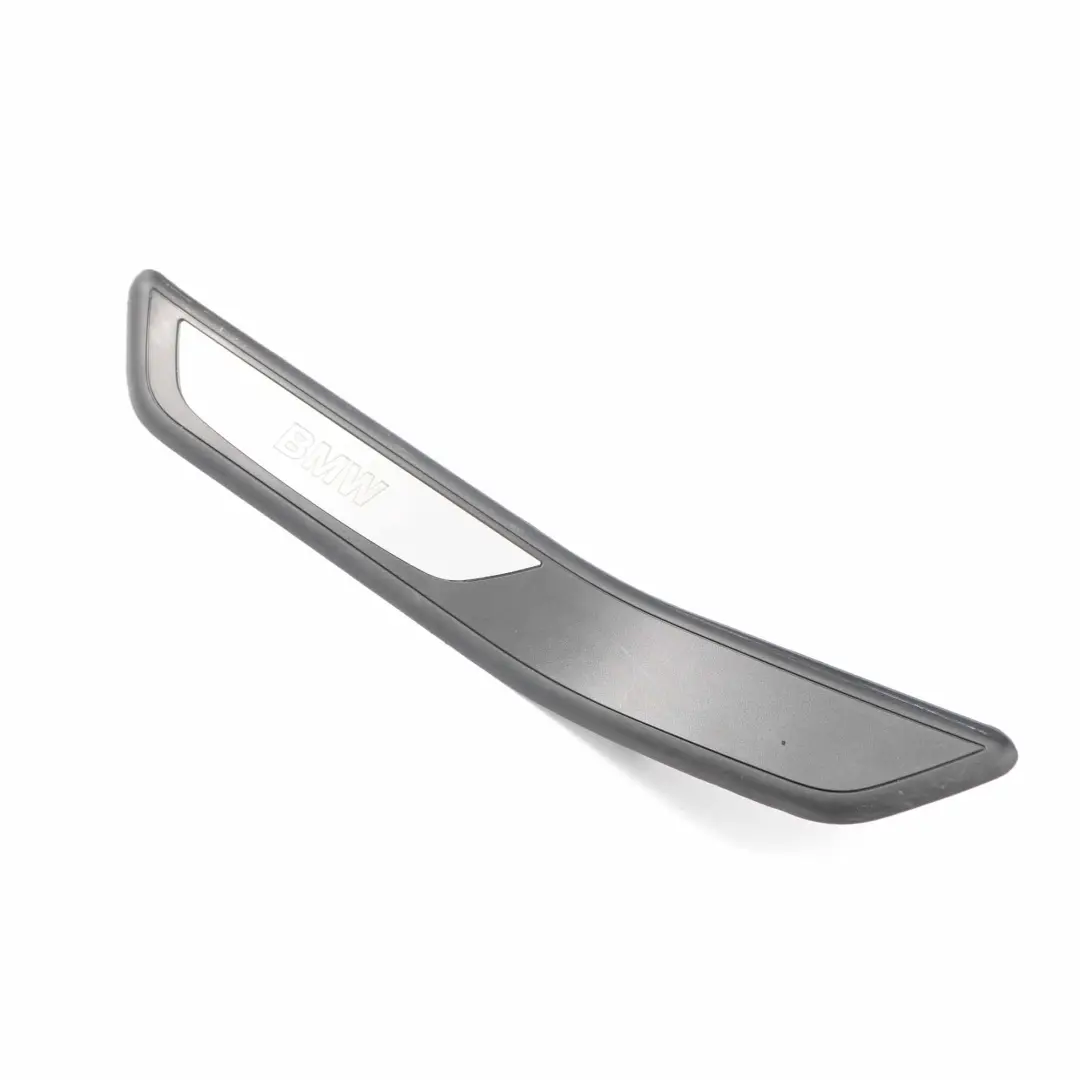 Striscia d'ingresso porta posteriore sinistra Rivestimento per BMW F01 con numero di parte 7181013 BMW F01 Striscia d'ingresso porta posteriore sinistra Rivestimento - SKU 7181013 - Numero di parte 7181013
