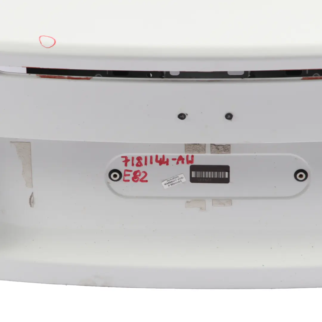 Coupé Tailgate Bootlid Boot Lid Alpinweiss Alpine White - 300 to BMW E82 with Part number 7181144 BMW E82 Coupé Tailgate Bootlid Boot Lid Alpinweiss Alpine White - 300 - SKU 7181144-AW - Part number 7181144