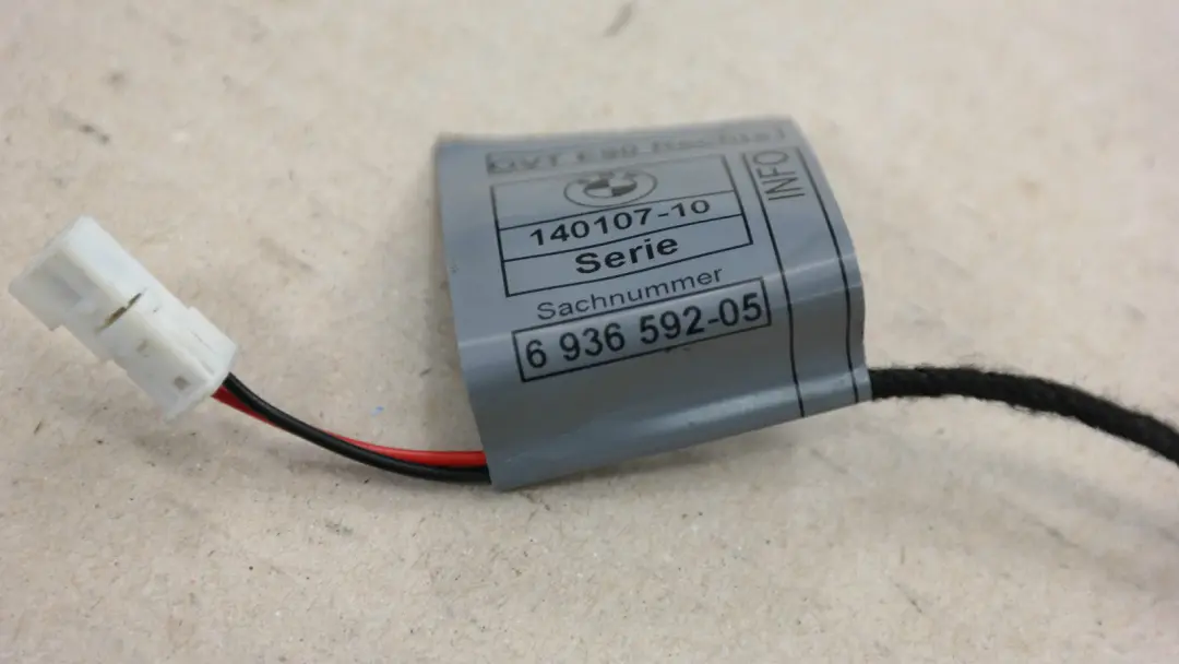 Complete Set Door handle LED lighting right x2 left x2 to BMW 3 E90 E91 LCI with Part number 7181314 BMW 3 E90 E91 LCI Complete Set Door handle LED lighting right x2 left x2 - SKU 7181314-2 - Part number 7181314