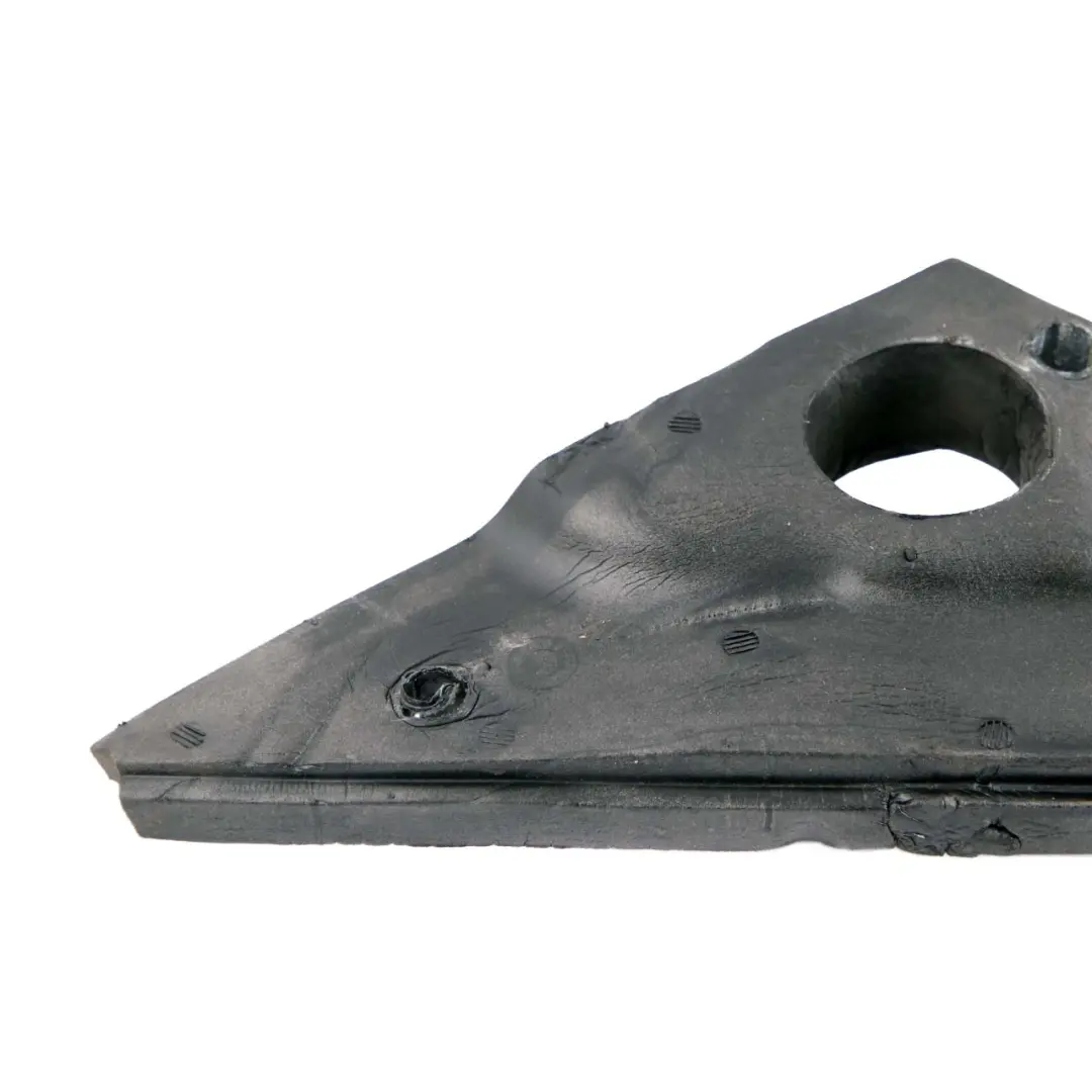 Junta Espejo Exterior Izquierdo Triangulo Puerta Delantera para BMW F10 F11 con número de pieza 7182009 BMW F10 F11 Junta Espejo Exterior Izquierdo Triangulo Puerta Delantera - SKU 7182009 - Número de pieza 7182009