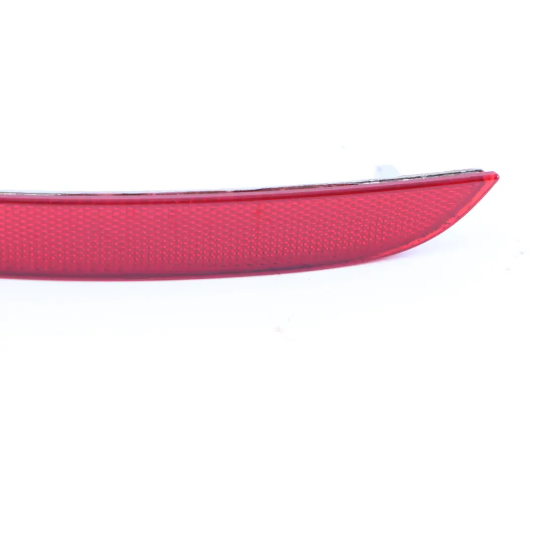 Reflector Lamp Rear Right Bumper Trim Reflection Red to BMW F01 F02 with Part number 7182192 BMW F01 F02 Reflector Lamp Rear Right Bumper Trim Reflection Red - SKU 7182192 - Part number 7182192