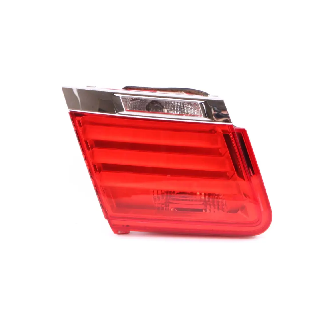 Luz Trasera En Tapa Maletero Portón Trasero Izquierda para BMW F01 F02 F04 con número de pieza 7182205 BMW F01 F02 F04 Luz Trasera En Tapa Maletero Portón Trasero Izquierda - SKU 7182205 - Número de pieza 7182205