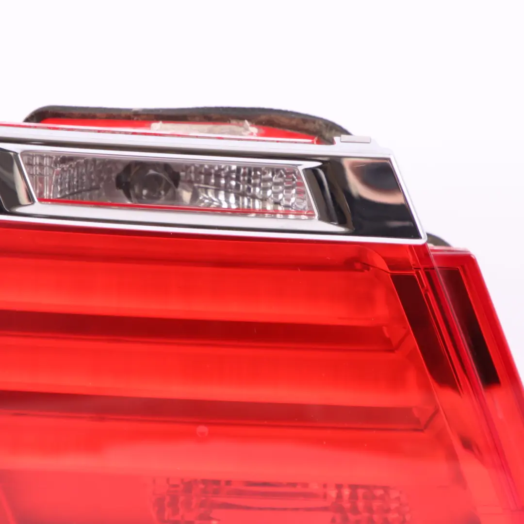 Rück Licht Lampe Im Kofferraum Deckel Heck Klappe Links für BMW F01 F02 F04 mit Teilenummer 7182205 BMW F01 F02 F04 Rück Licht Lampe Im Kofferraum Deckel Heck Klappe Links - SKU 7182205 - Teilenummer 7182205