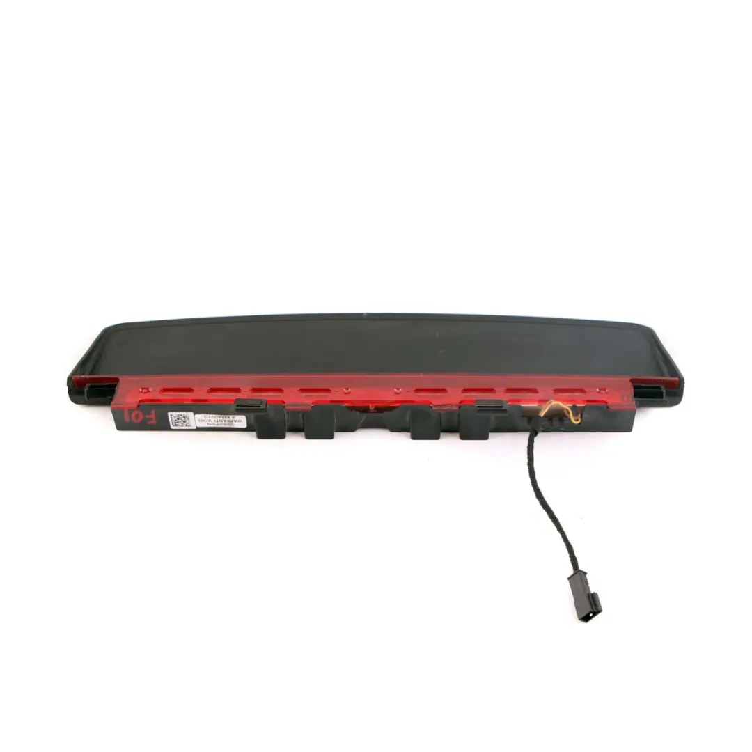 Luce Freno Posteriore Terza Lampada Stop Faro Rosso per BMW F01 F02 con numero di parte 7182211 BMW F01 F02 Luce Freno Posteriore Terza Lampada Stop Faro Rosso - SKU 7182211 - Numero di parte 7182211