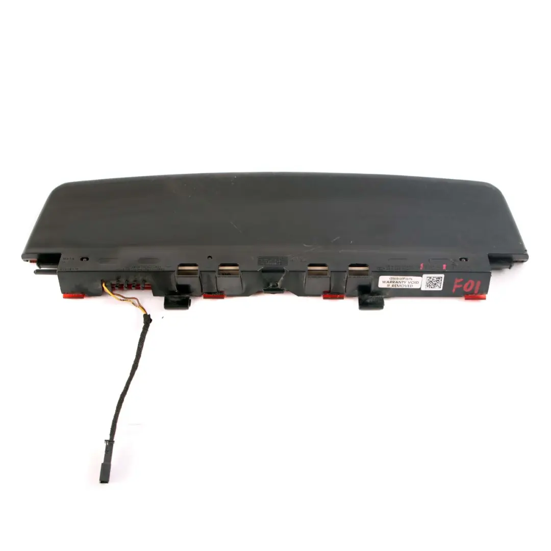 Luce Freno Posteriore Terza Lampada Stop Faro Rosso per BMW F01 F02 con numero di parte 7182211 BMW F01 F02 Luce Freno Posteriore Terza Lampada Stop Faro Rosso - SKU 7182211 - Numero di parte 7182211