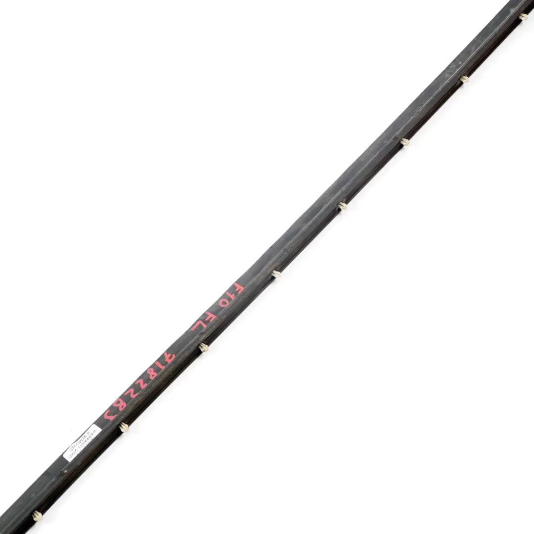 Joint Porte Avant Gauche Droite BMW F10 F11 Joint Inférieur pour à propos du numéro de pièce 7182283 Joint Porte Avant Gauche Droite BMW F10 F11 Joint Inférieur - SKU 7182283 - Numéro de pièce 7182283