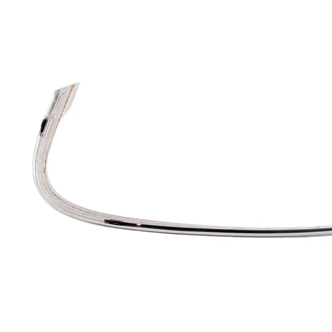 Acabado Marco Ventana Superior Puerta Trasera Derecha Cromo para BMW F10 con número de pieza 7182300 BMW F10 Acabado Marco Ventana Superior Puerta Trasera Derecha Cromo - SKU 7182300-1 - Número de pieza 7182300