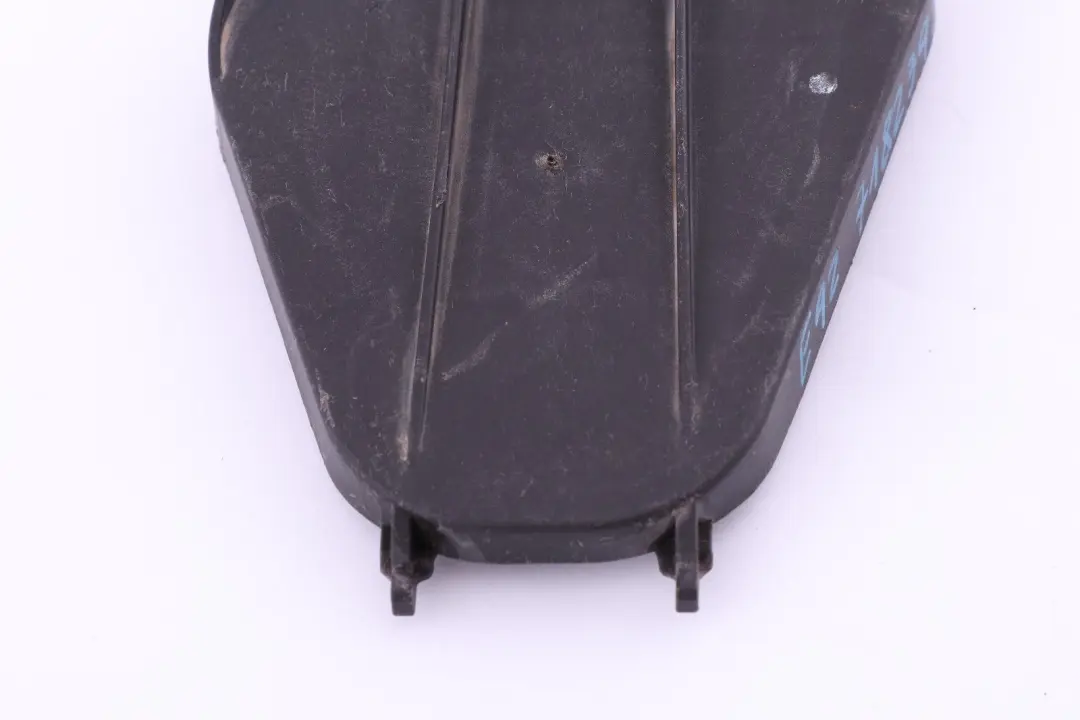 Coprilampada Faro Copriluce Sinistro 1305239289 per BMW E92 E93 con numero di parte 7182393 BMW E92 E93 Coprilampada Faro Copriluce Sinistro 1305239289 - SKU 7182393 - Numero di parte 7182393